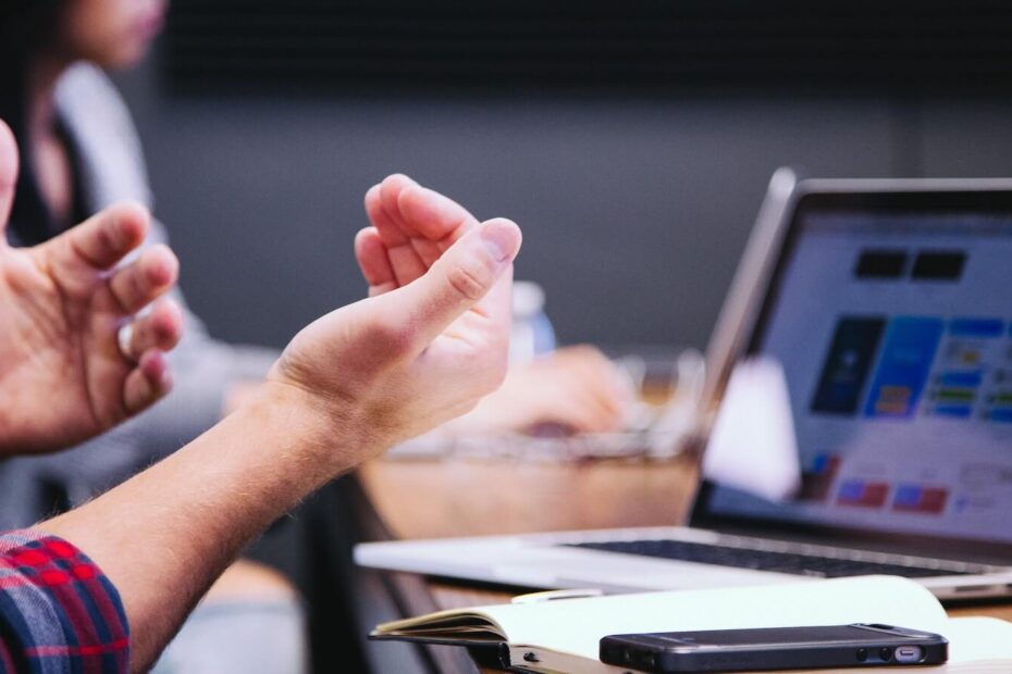 Como conseguir seu primeiro cliente de agência